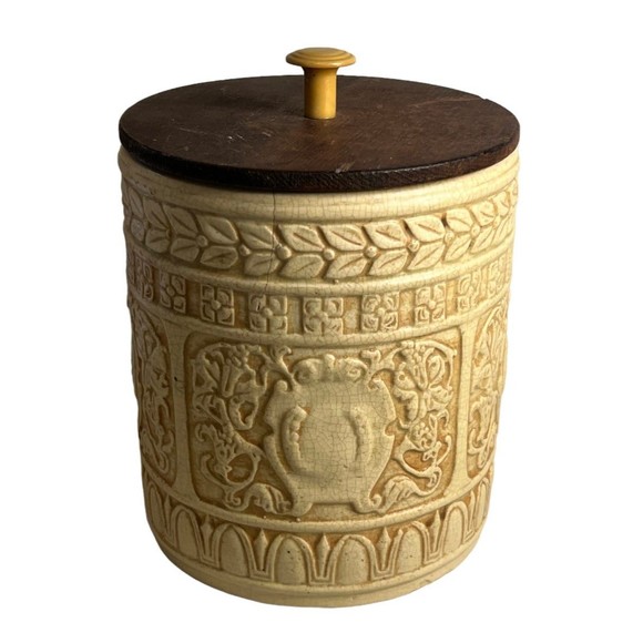 Vintage Birch Bark Container - Picture 1 of 3